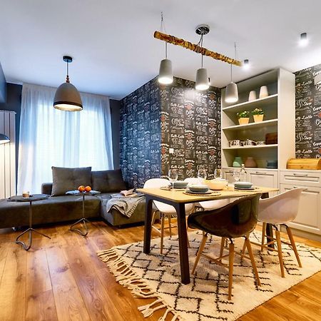 Stylish And High-End Designer Apartments In City Center Sofía Exterior foto