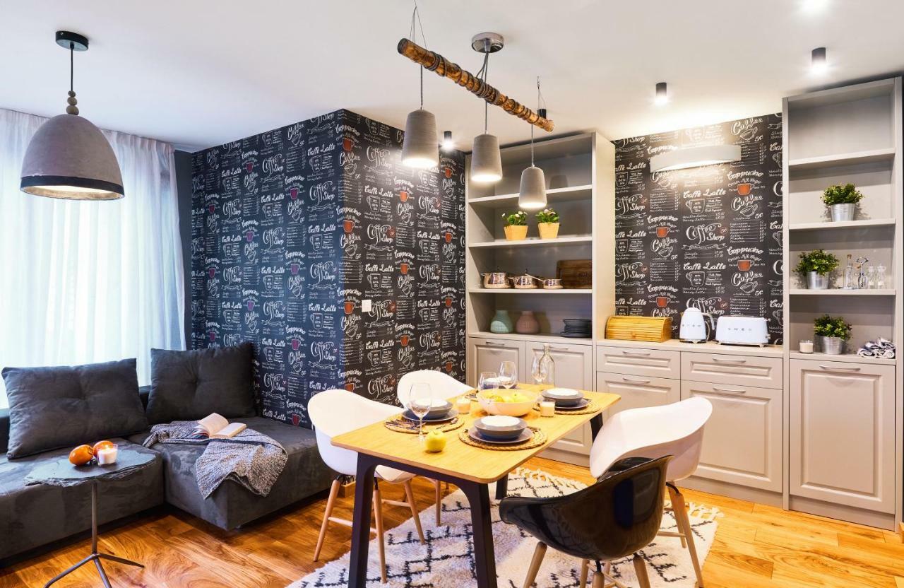 Stylish And High-End Designer Apartments In City Center Sofía Exterior foto