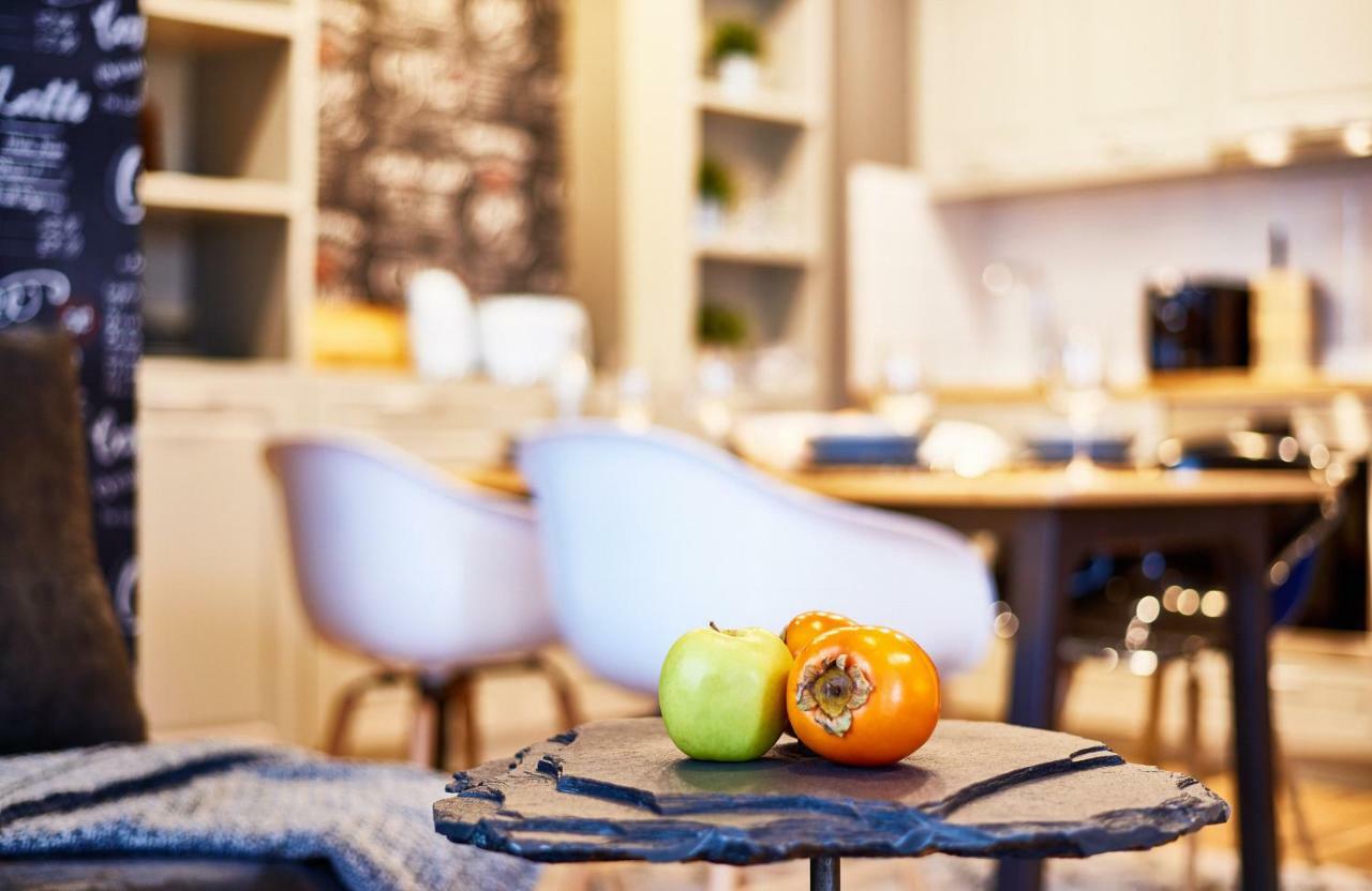 Stylish And High-End Designer Apartments In City Center Sofía Exterior foto