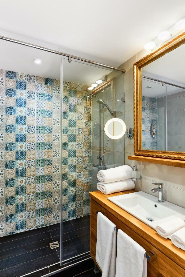 Stylish And High-End Designer Apartments In City Center Sofía Exterior foto
